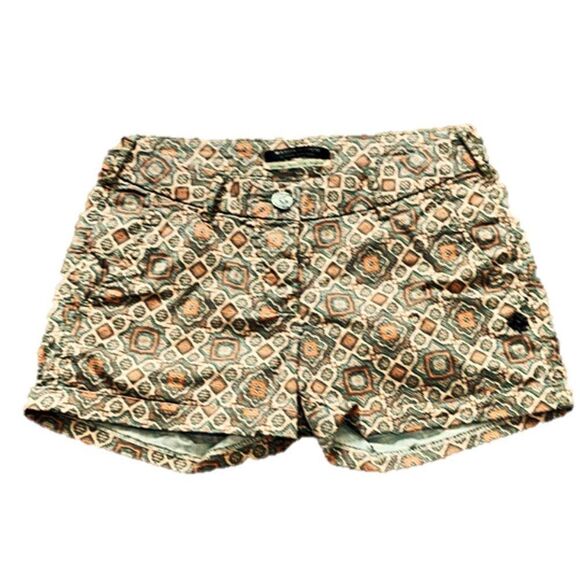 Maison Scotch Medallion Print Shorts | 25 - Picture 1 of 8